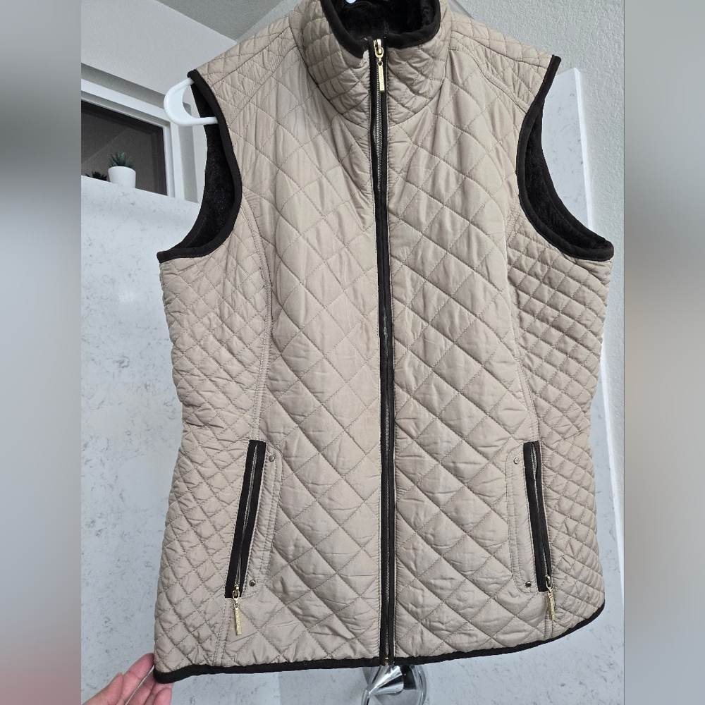 Quilted Tan Vest with Black Accents, Lined with Dark Brown Faux Fur